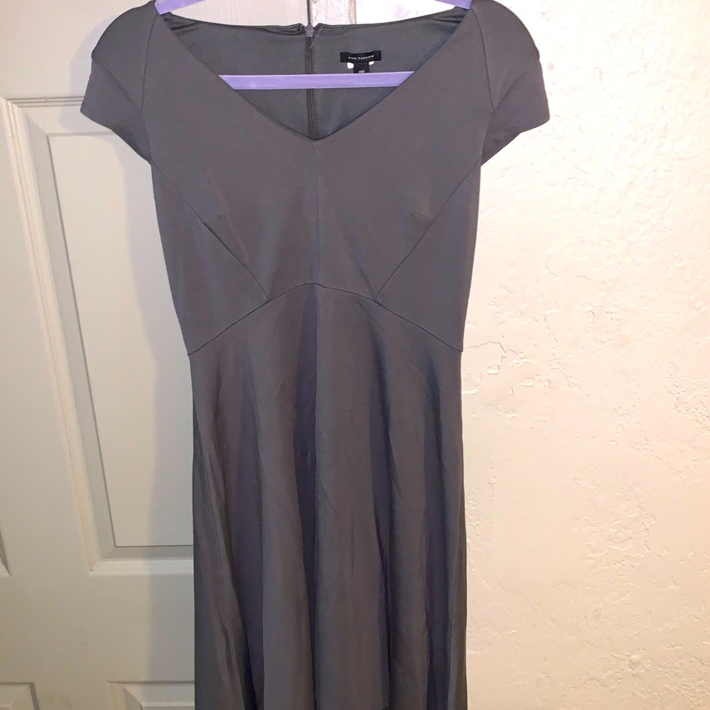Ann Taylor Dress Gray Fit and Flare  Size: 00